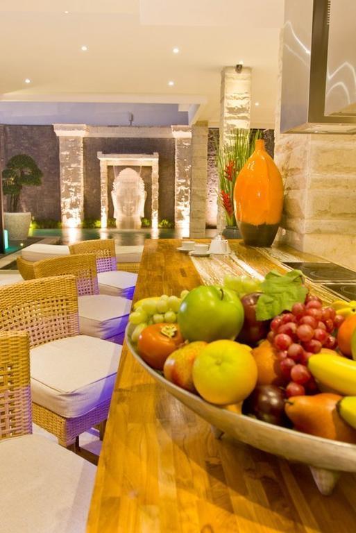 Puri Ratu Jimbaran Villa Esterno foto