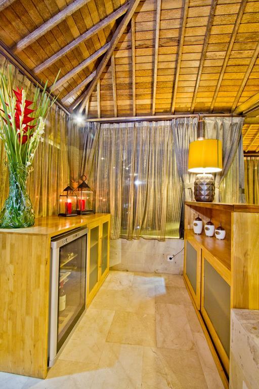 Puri Ratu Jimbaran Villa Esterno foto