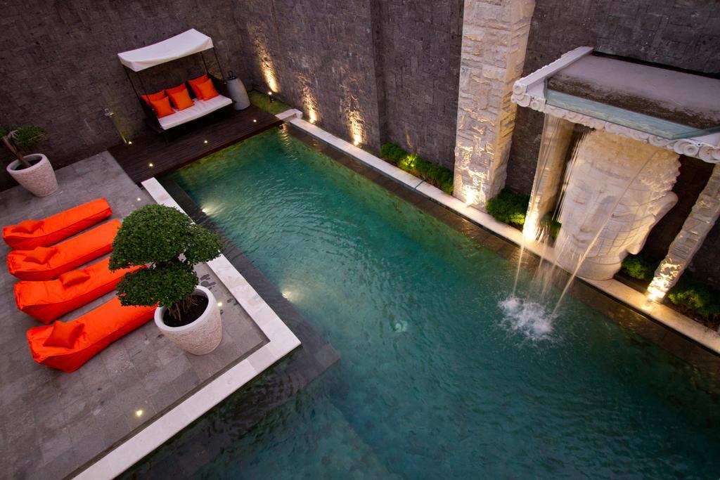 Puri Ratu Jimbaran Villa Esterno foto